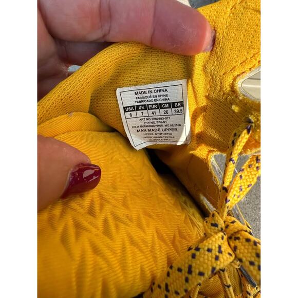 Under Armour Football Cleats - Picture 6 of 6